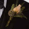 Boutonniere WS139-12.jpg (37401 bytes)